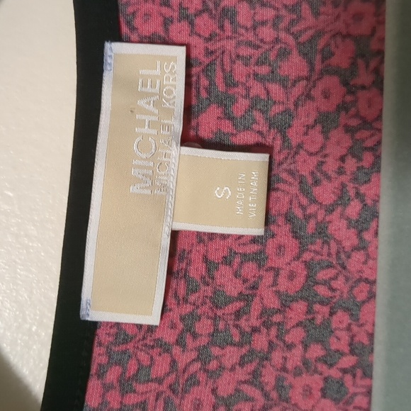 Michael Kors blouse - Picture 4 of 6